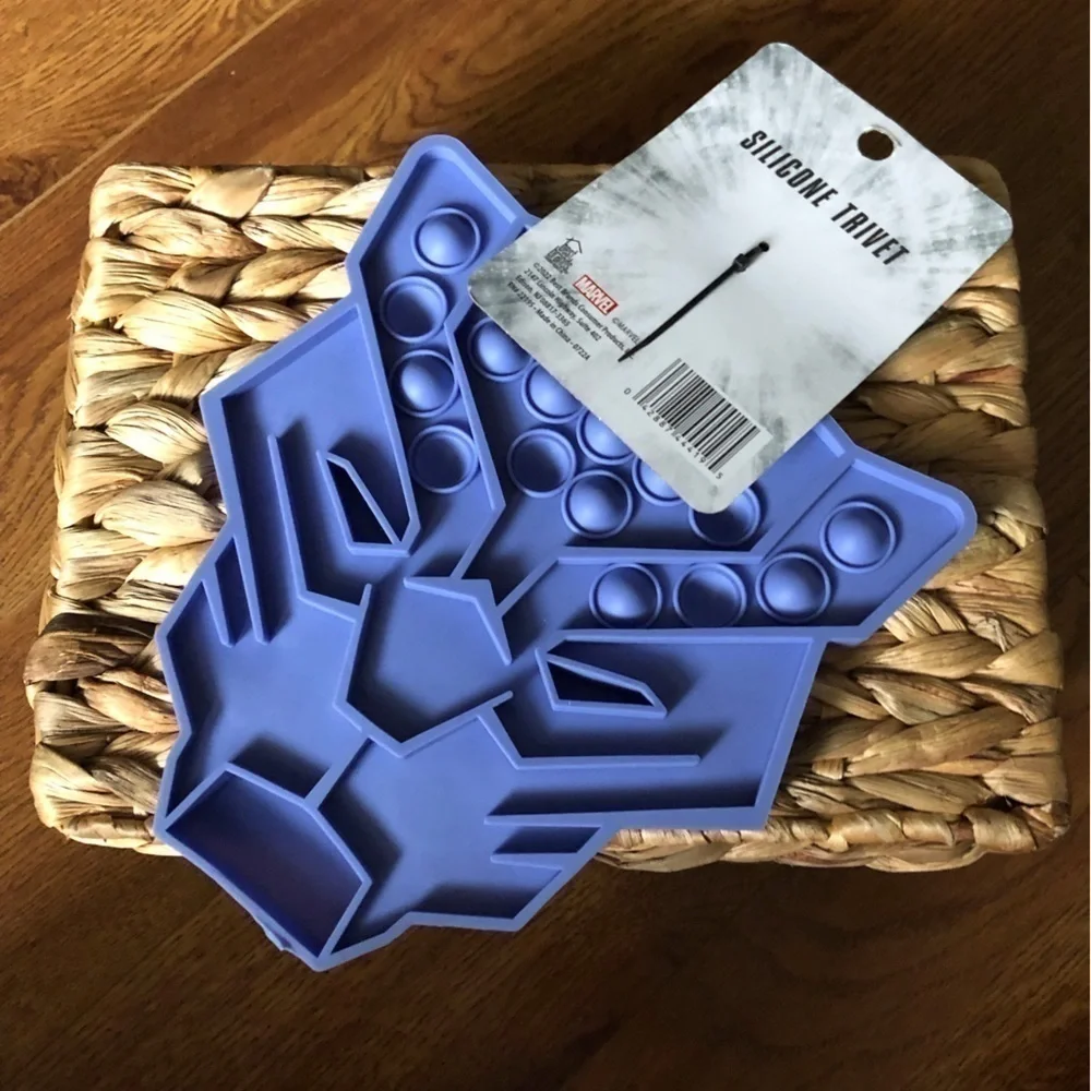 Marvel: Wakanda Forever Silicon Trivet